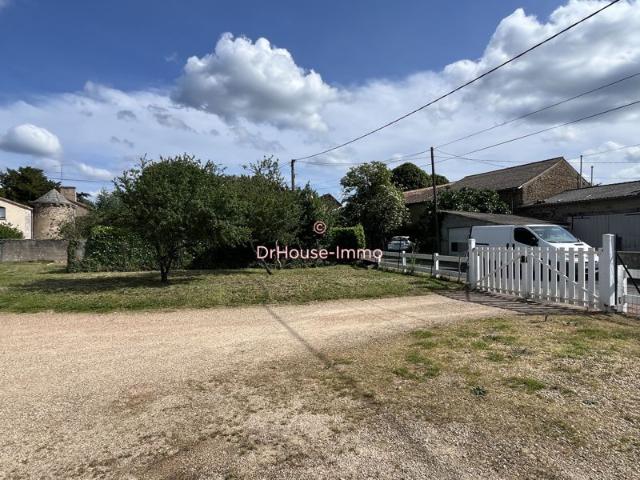 Maison plain pied avec grand terrain constructible à Dissay