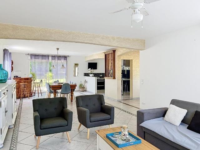 Maison plain pied avec parc 157m² Saint Germain et Mons
