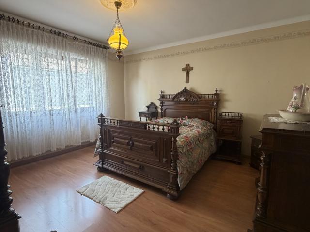 Maison plain pied avec sous sol complet et fort potentiel