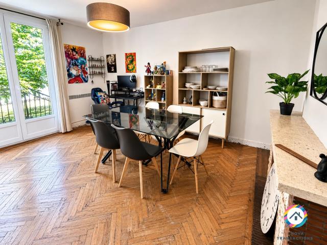 Maison plain pied avec 3 chambres, grand terrain et sous sol com
