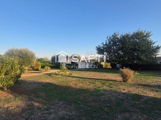 Maison plain pied avec 4 chambres et grand jardin