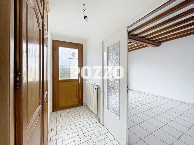 Maison plain pied de 4 pièces 74 m2 Sous sol complet Transport