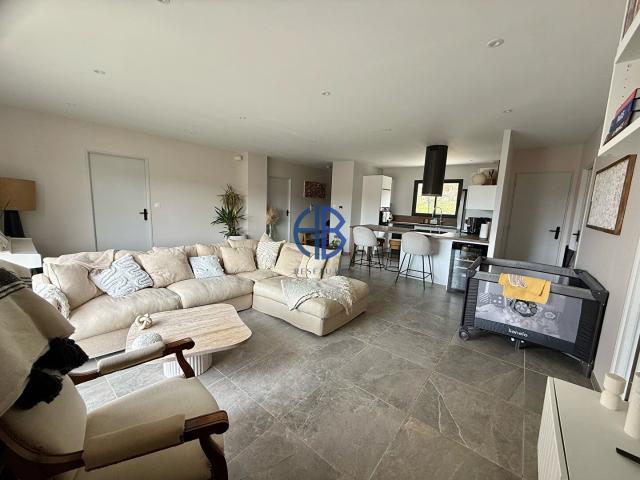 Maison plain pied de 2023 107 m² hab 1000m² terrain garage 107m² Saint Geoire en Valdaine