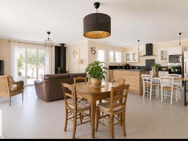Maison plain pied meublée 4 chambres avec piscine – Carcassonne
