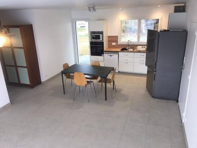 Maison Plain Pied NEUVE 4 pièces 79 m² + garage 17 m² sur terrain 440 m² à CORSEUL 22130