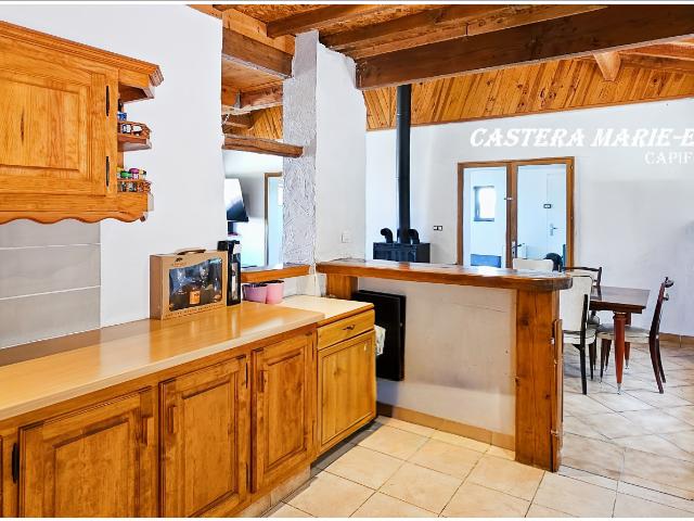 Maison PLAIN PIED Proche de VIC FEZENSAC T5 TERRAIN DE 3070 M²
