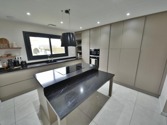 Maison plain pieds T5 de 148 m2