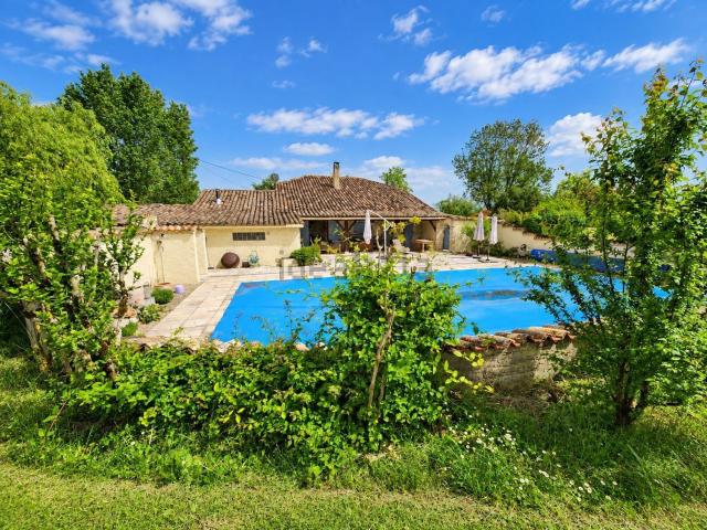 Maison, Plaisance