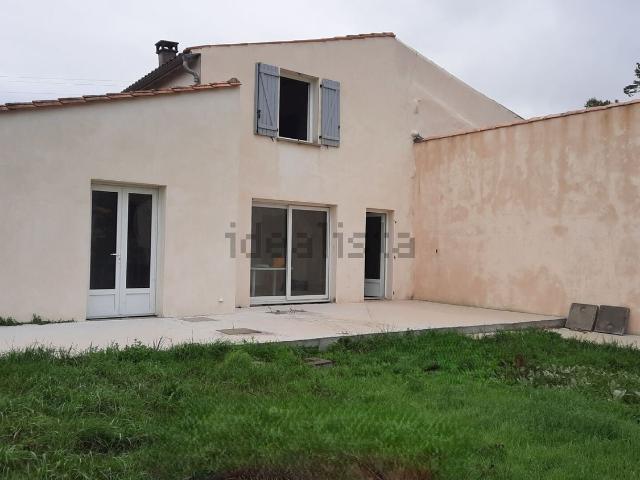 Maison, Plassac