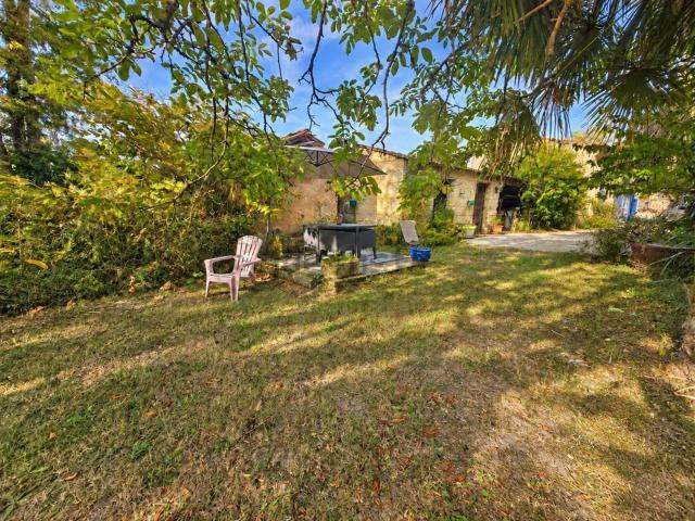 Maison, Plassac