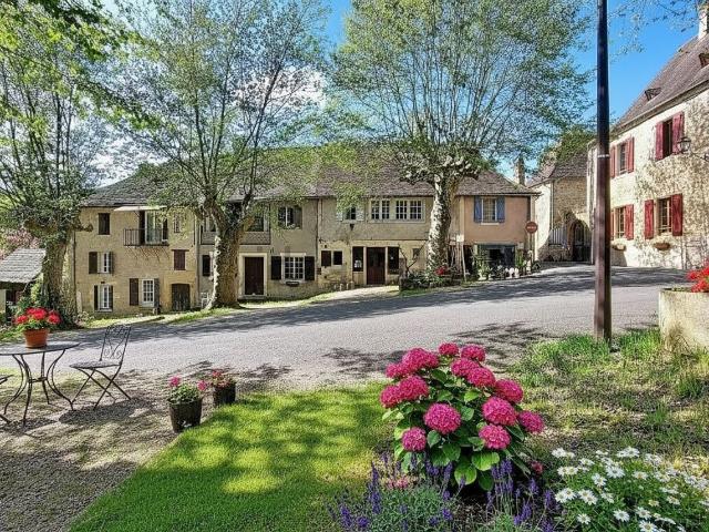 Maison, Plazac