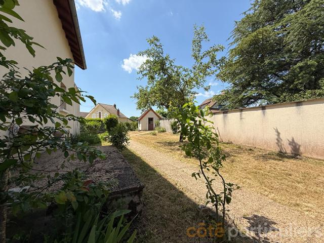 Maison pleine de cachet sur les hauteurs de Saint Amand Mont. 102m² Saint Amand Montrond