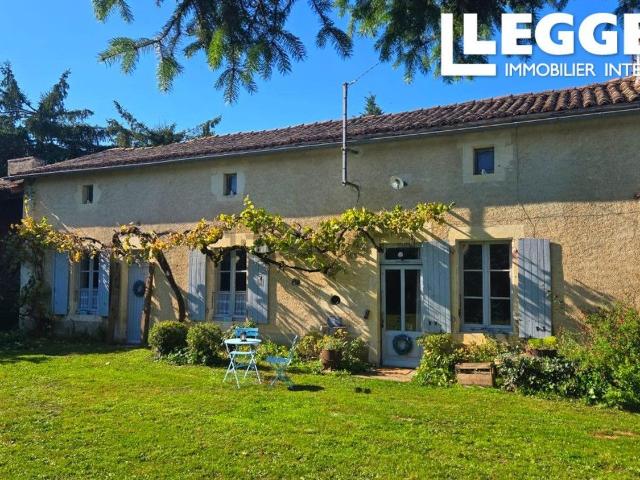Maison, Pliboux