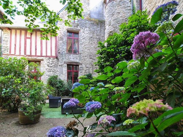 Maison, Ploërmel