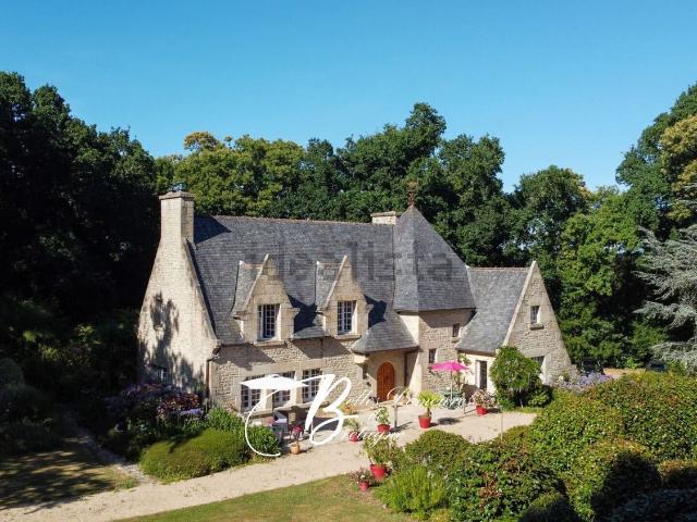 Maison, Plougonven