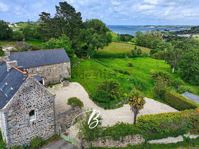 Maison, Plougrescant