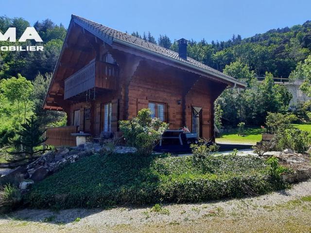 Maison, Prunières