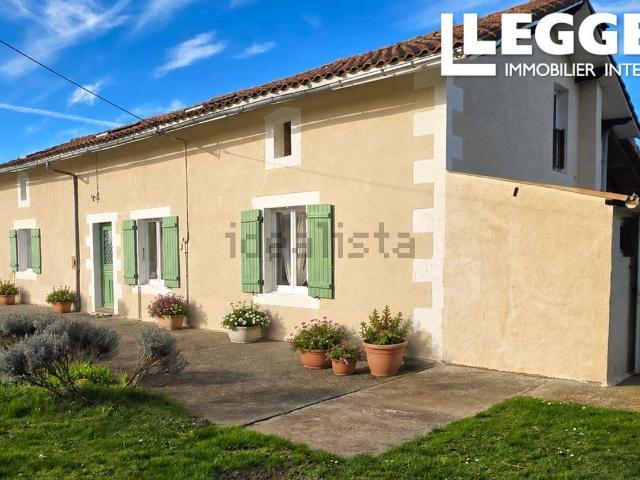 Maison, Pressac