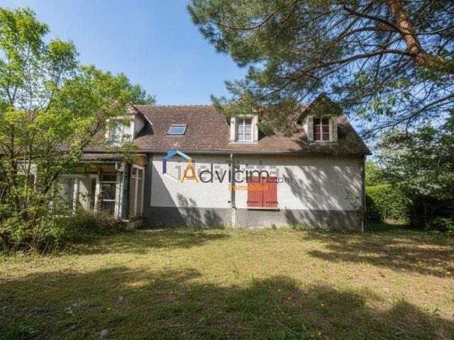 Maison, Pressigny les Pins