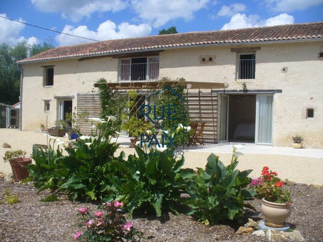 Maison, Pressigny