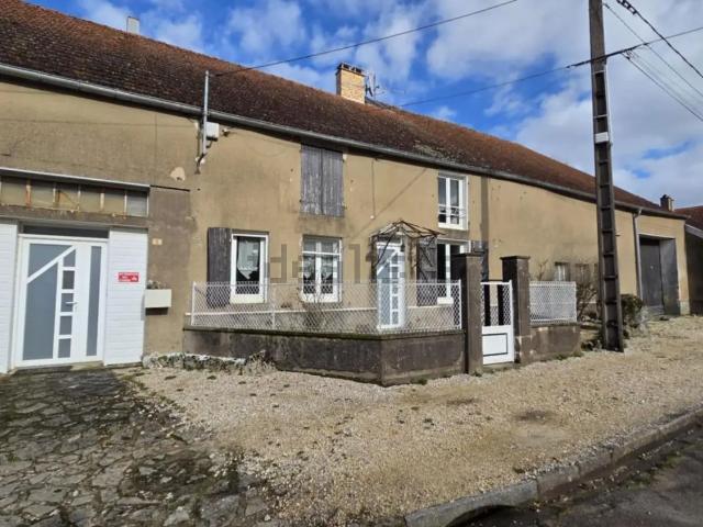 Maison, Pressigny