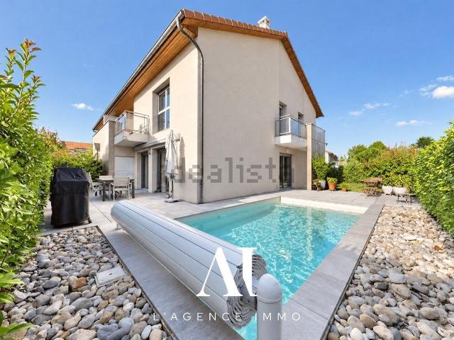 Maison, Prévessin Moëns