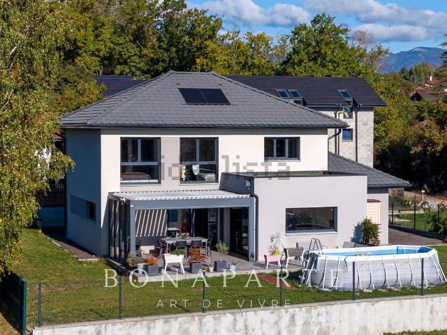 Maison, Prévessin Moëns
