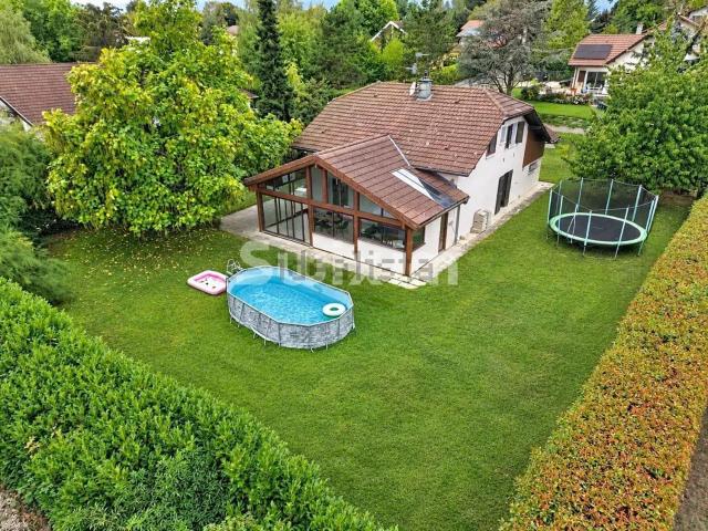 Maison, Prévessin Moëns