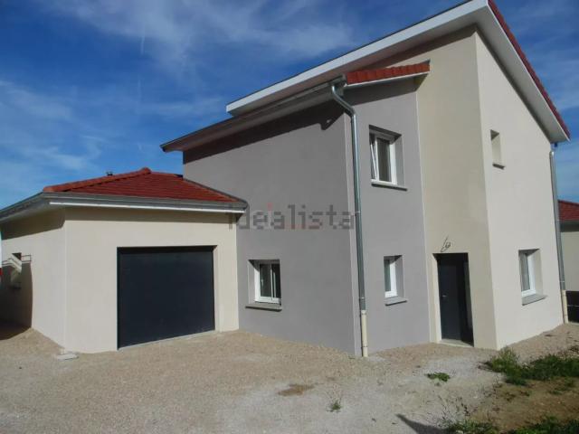 Maison, Priay