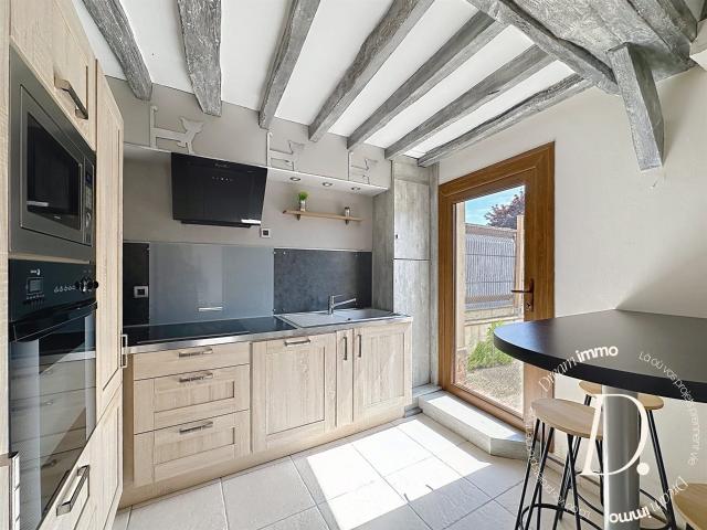 Maison principale + Dépendance studio avec garage. 113m² Mézières En Vexin
