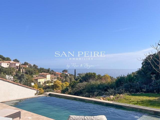 Maison proche mer et centre à pied 160m² Les Issambres