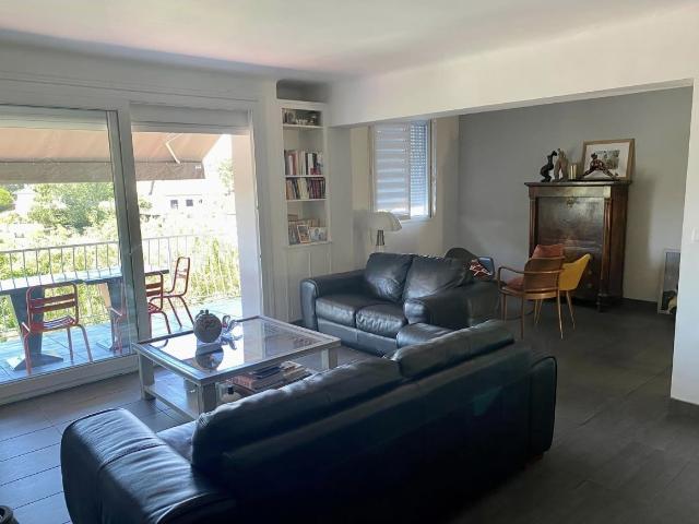 Maison Proche centre ville de Brive Piscine 3 garages