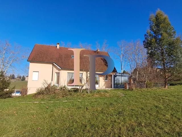 MAISON PROCHE CENTRE VILLE PARAY LE MONIAL