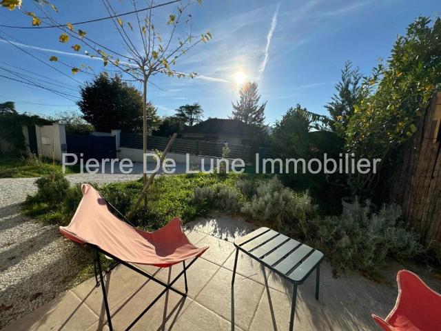 Maison proche centre, rénovée, grande partie de plain pied 137m² Neuville sur Saône