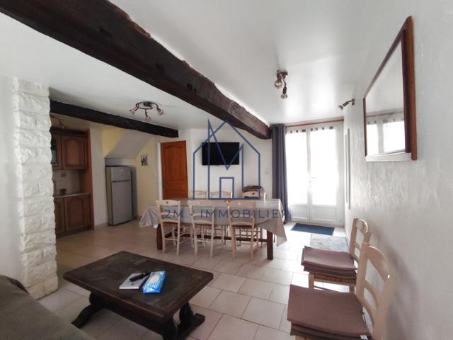 MAISON PROCHE DU PORT AVEC EXTERIEUR