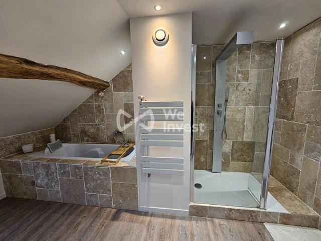 Maison PROCHE DE PITHIVIERS, 8 pièces, 258m²