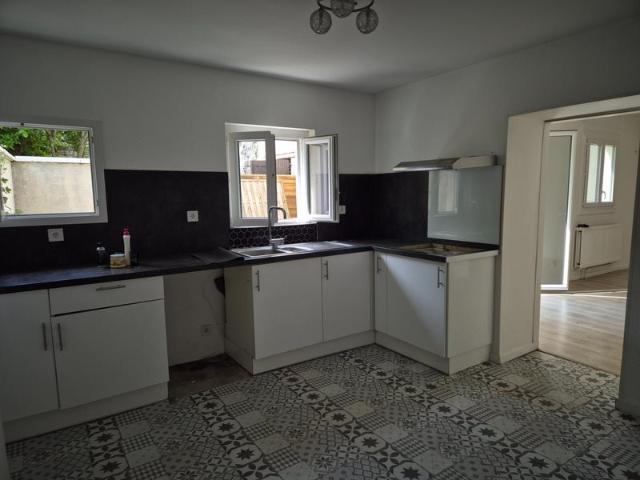 Maison proche gare, terrasse, cour, 3 chambres 97m² Angoulême