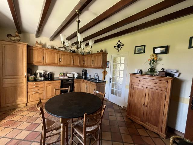 Maison Proche Rouillé 86 212m² Rouillé