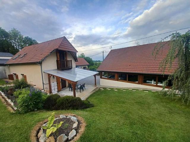 Maison proche Sainte Gauburge Sainte Colombe 6 pièce s 109 m2