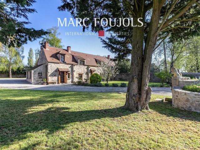 Maison proche Senlis Ravissante Longère en pierre 204m² Senlis