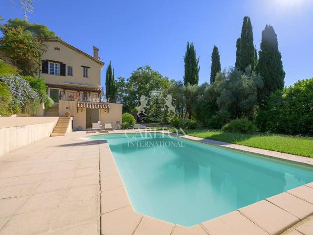 Maison Provencale A Pieds Du Village 300m² La Colle sur Loup