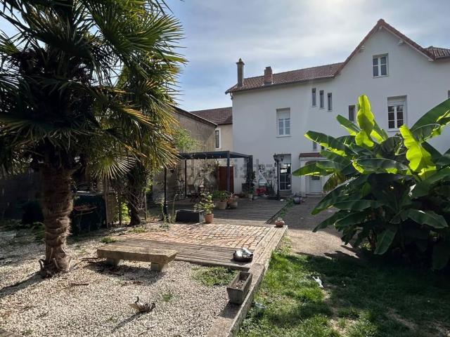 Maison, Puy Guillaume