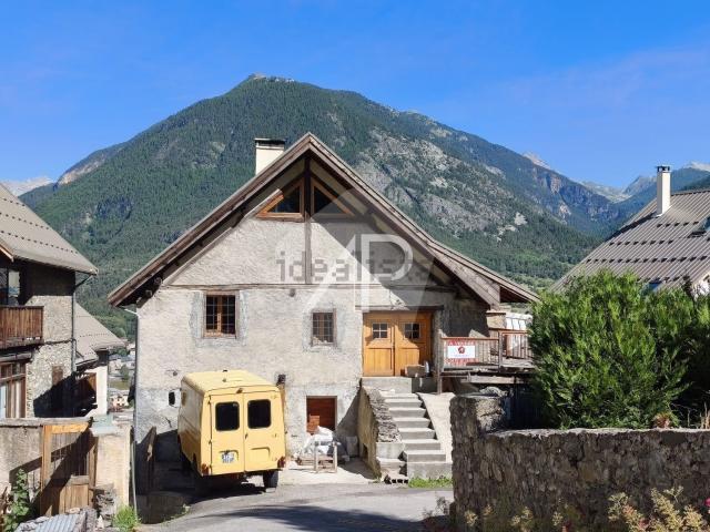 Maison, Puy Saint Pierre