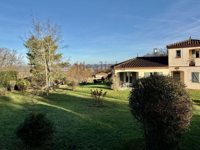 Maison, Puygouzon