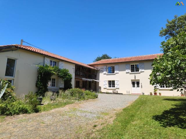 Maison, Puydarrieux