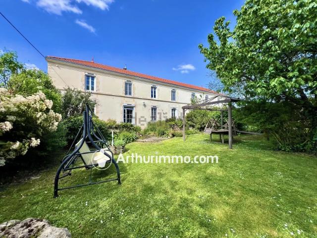 Maison, Puyrolland