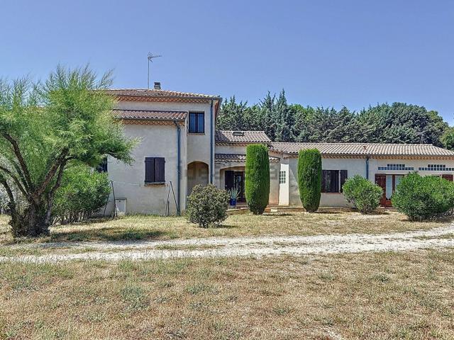 Maison, Pujaut