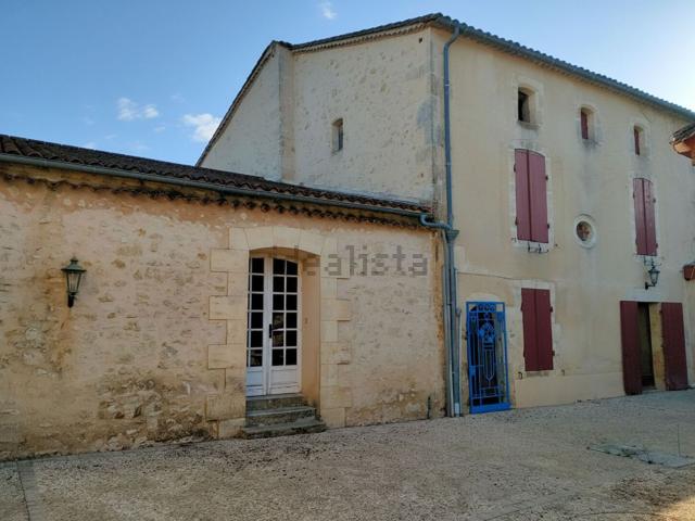Maison, Pujols