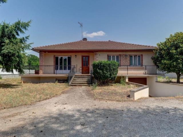 Maison, Pusignan