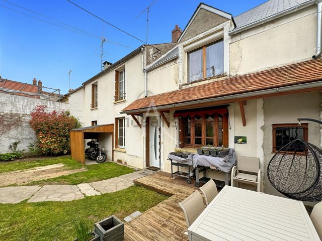 Maison, Pussay